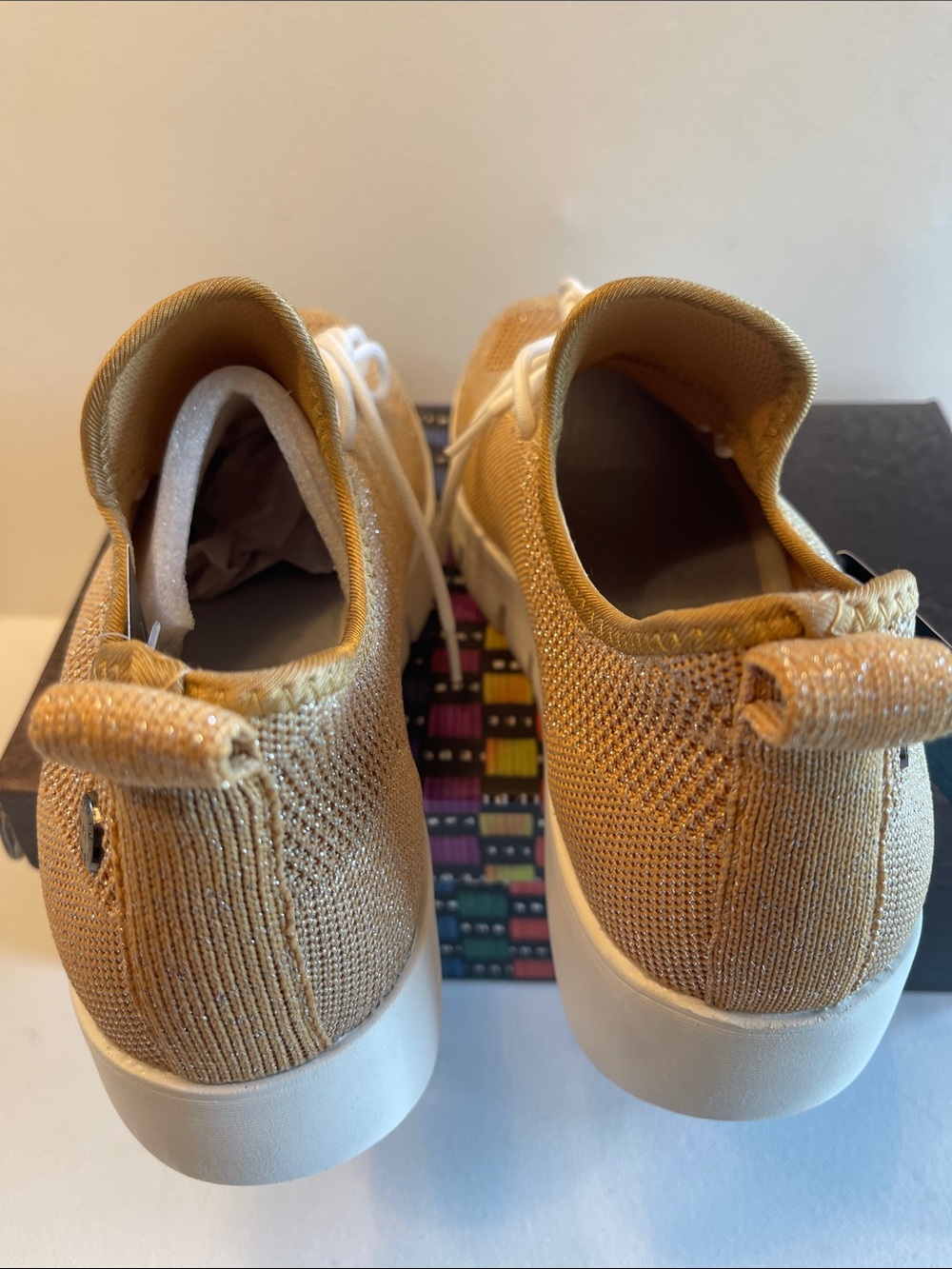 NIB BERNIE MEV NEW YORK CARA SLIP ON MEMORY FOAM SNEAKER CHAMPAGNE SHIMMER - Picture 10 of 13